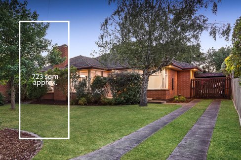 15 Headingley Road Mount Waverley 3149