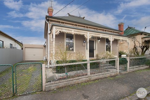 15 Holmes Street, BALLARAT CENTRAL