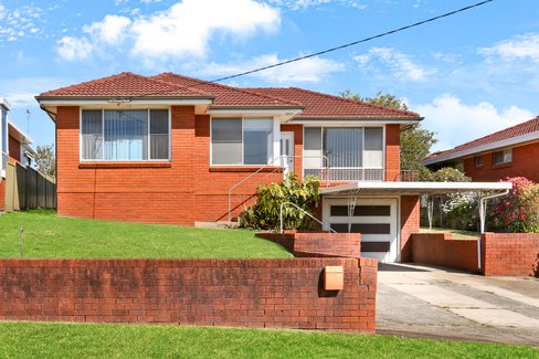 15 Kalang Ave, KANAHOOKA NSW 2530