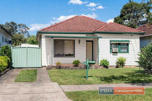 15 Killara Avenue, PANANIA NSW 2213