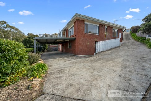 15 Kinarra Crescent, CHIGWELL TAS 7011
