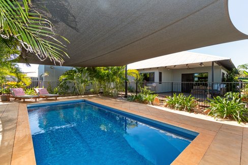 15 Loping Pass, BILINGURR WA 6725