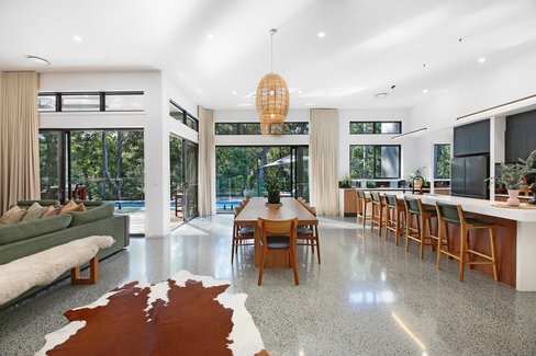 15 Mary Bale Drive, Tallebudgera QLD 4228