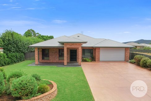 15 Matilda Place, TAMWORTH NSW 2340