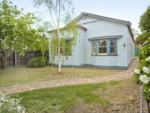 15 Mcdonald Street East Geelong 3219