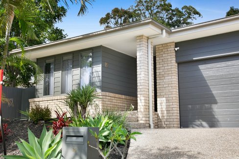 15 Moonlight Lane, Coomera QLD 4209