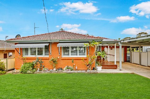 15 Normandie Place, UNANDERRA NSW 2526