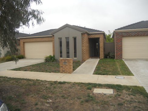 15 Oberon Street, ALFREDTON VIC 3350