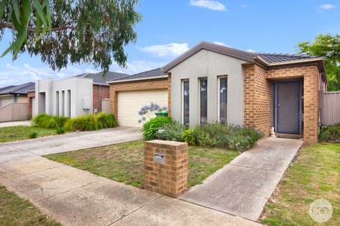 15 Oberon Street, ALFREDTON VIC 3350