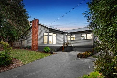 15 Reserve Road Ringwood 3134