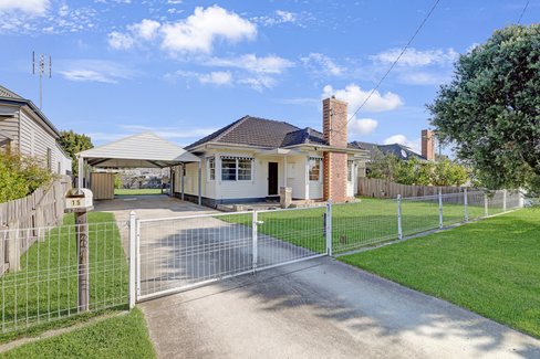 15 Ross Street, Bairnsdale