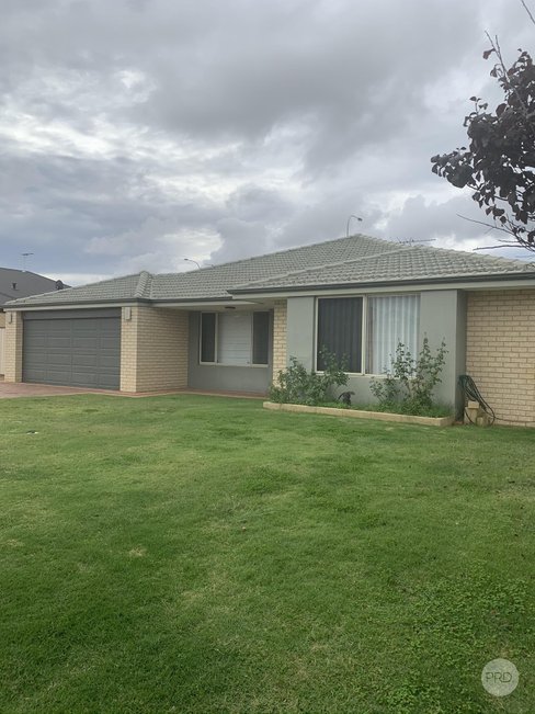 15 Salmond Turn, WANNEROO WA 6065