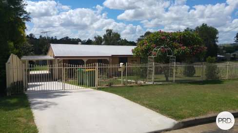 15 School Street, MARBURG QLD 4346