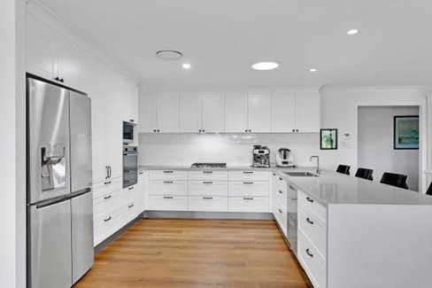 15 Sky Royal Terrace, BURLEIGH HEADS QLD 4220