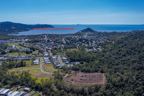 15 Springfield Circuit, CANNONVALE QLD 4802