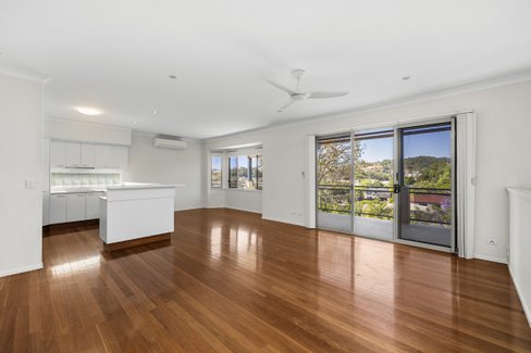 15 Tiarnna Close, Burleigh Heads QLD 4220