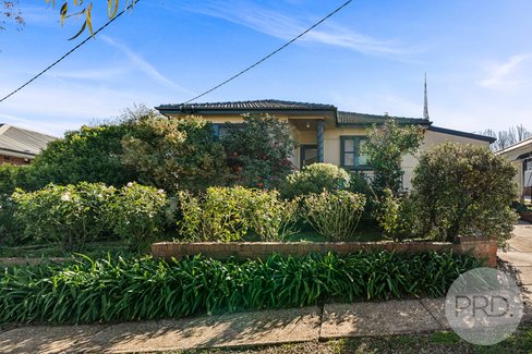 15 Urana Street, TURVEY PARK NSW 2650