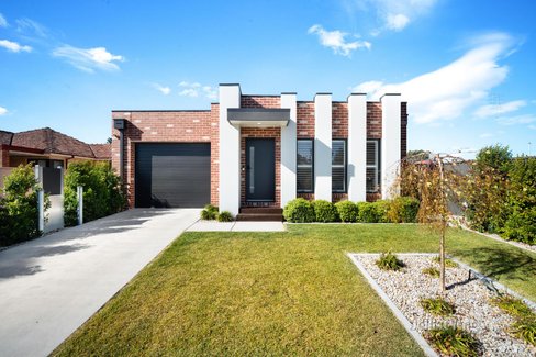 15 Victory Avenue Alfredton 3350