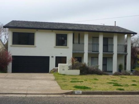 15 Wilks Avenue, KOORINGAL NSW 2650