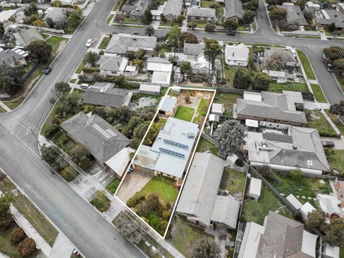 15 Wireless Street, KANGAROO FLAT VIC 3555