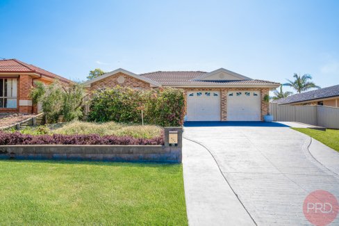 15 Yaldara Avenue, THORNTON NSW 2322