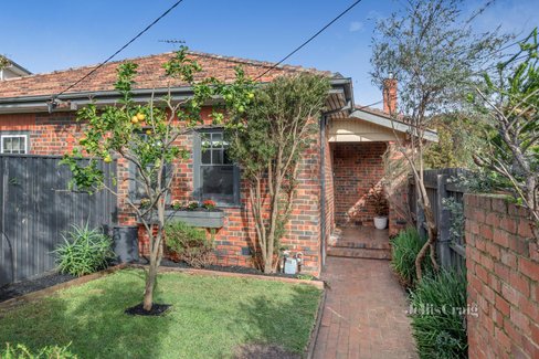 1 51 Coorigil Road Carnegie 3163