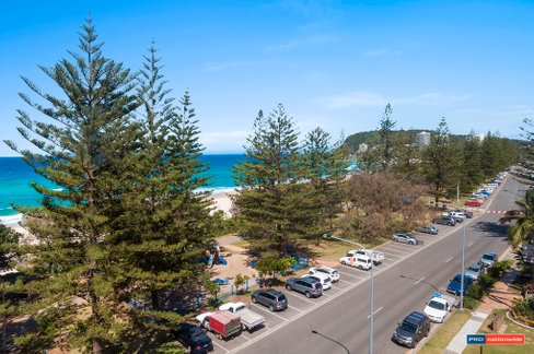 15/100 The Esplanade, BURLEIGH HEADS QLD 4220