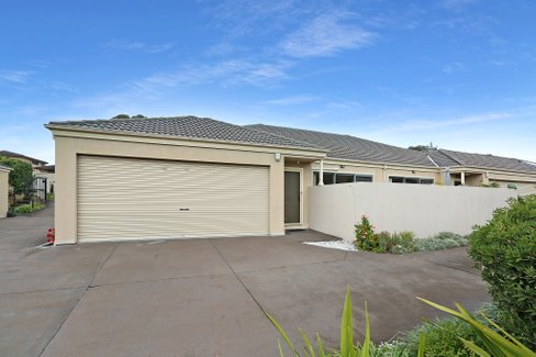 15/122-130 Bong Bong Road, HORSLEY NSW 2530