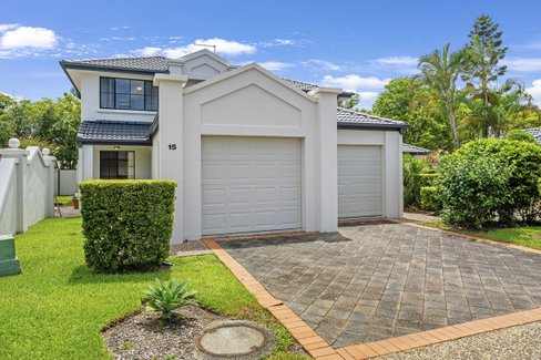 15/2-18 Beachcomber Court, Burleigh Waters QLD 4220