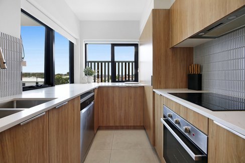 15/2044 Gold Coast Highway, Miami QLD 4220