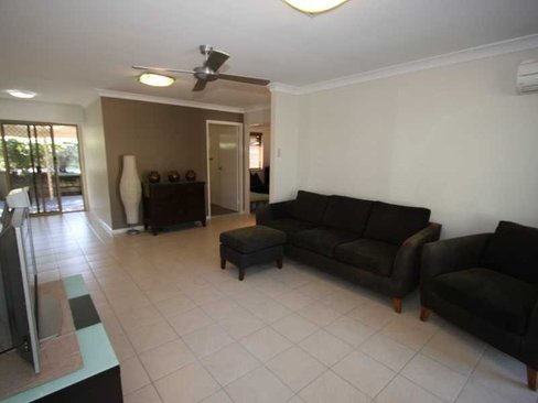 15/28 Golden Palms Court, ASHMORE QLD 4214