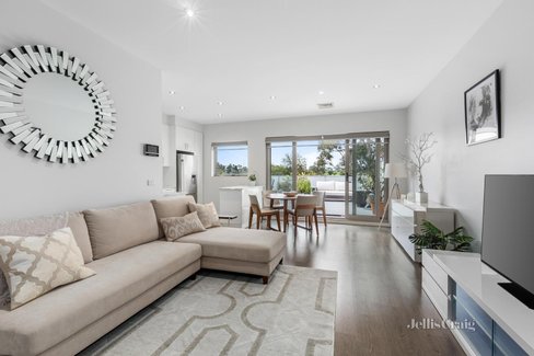 15 31-33 King Street Templestowe 3106