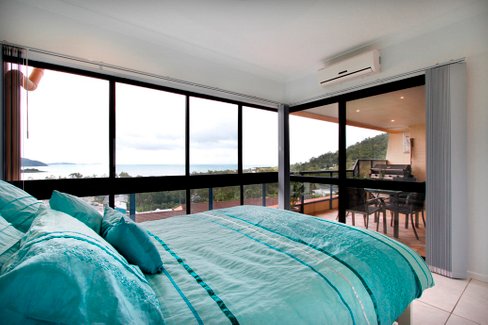 153/6 Eshelby Drive, CANNONVALE QLD 4802