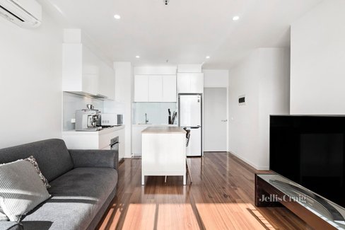 15 366 Pascoe Vale Road Strathmore 3041
