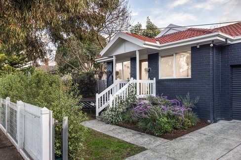 1 55 Newcastle Street Preston 3072