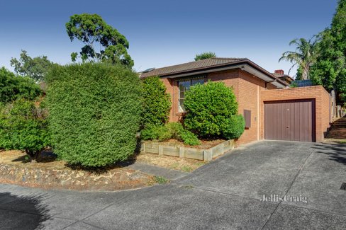 15 50 Scotland Avenue Greensborough 3088