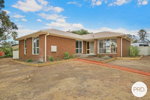 157 Hotham Circuit, THURGOONA NSW 2640