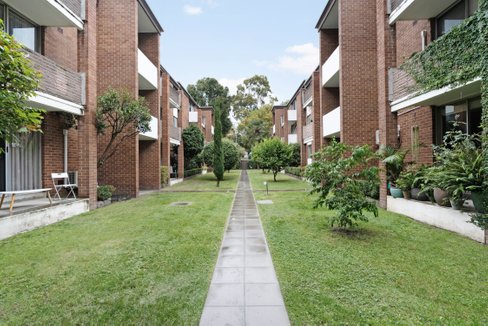 15 70 O'Shanassy Street North Melbourne 3051