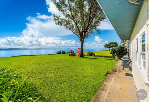 1/58 Sandy Point Road, CORLETTE NSW 2315