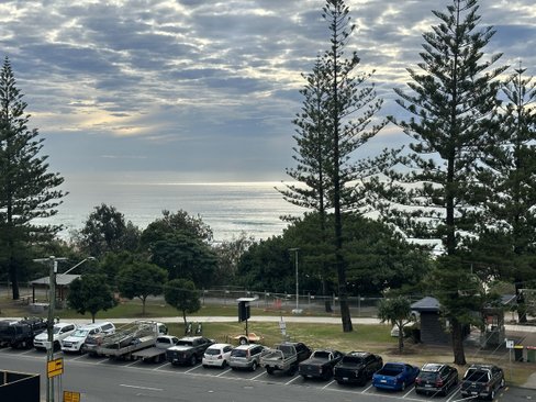 15/82 The Esplanade, Burleigh Heads QLD 4220