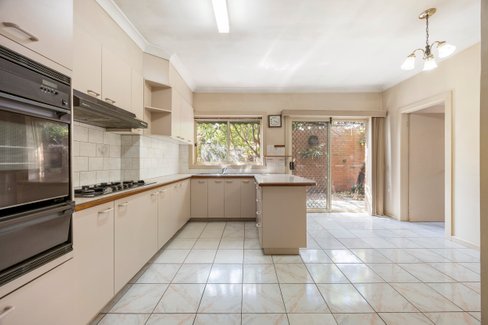 1/589 South Road Bentleigh East 3165