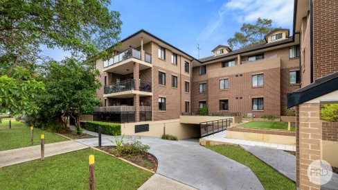 15/9-13 Dent Street, JAMISONTOWN NSW 2750