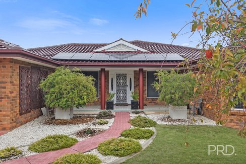 15a Bandalong Street, TAMWORTH NSW 2340