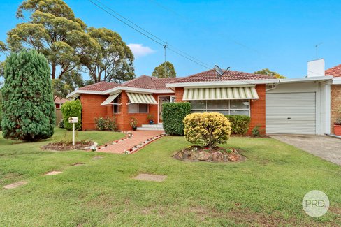 15A Bungalow Road, ROSELANDS NSW 2196