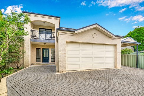 15a Grove Avenue, NARWEE NSW 2209