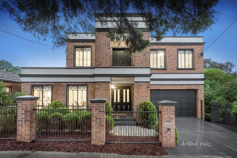 15a Howitt Drive Templestowe Lower 3107