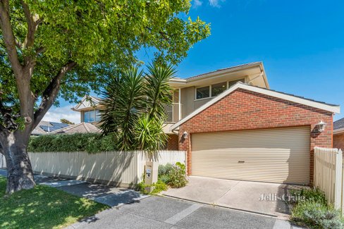 16 Agnes Street Bentleigh East 3165