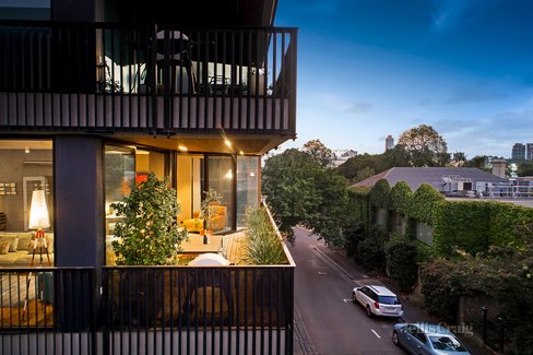 16 Agnes Street East Melbourne 3002