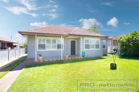 16 Alexandra Ave, RUTHERFORD NSW 2320
