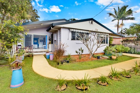 16 Alfred Street, NORTH HAVEN NSW 2443